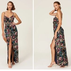 black contrast maxi dress Monique Contrast Maxi Dress / Black | MESHKI